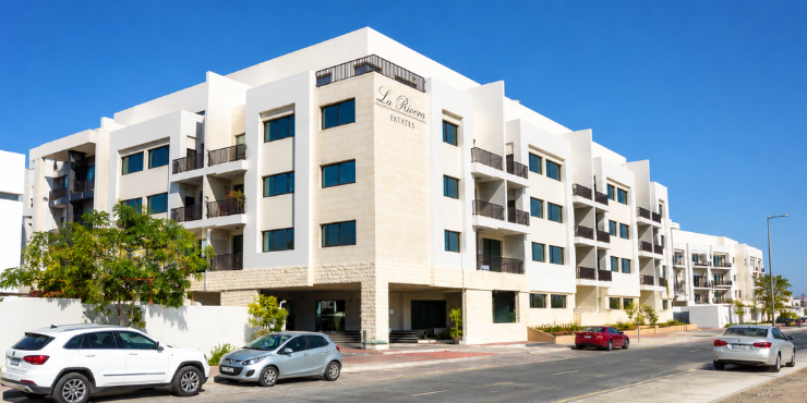 La Riviera Estate A