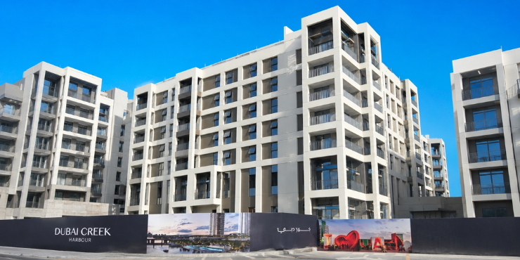 Moor at Creek Beach Building 2