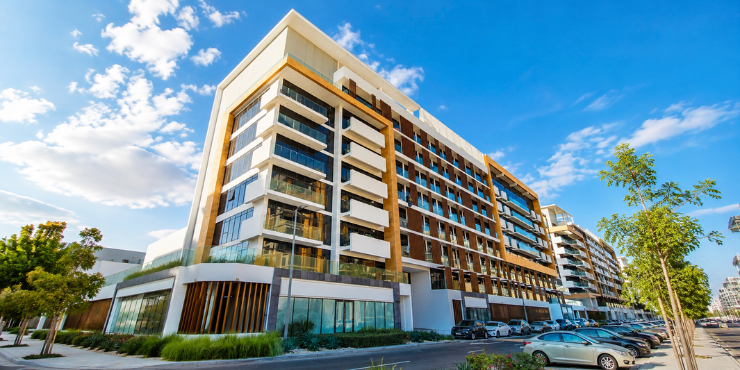 Azizi Riviera 17