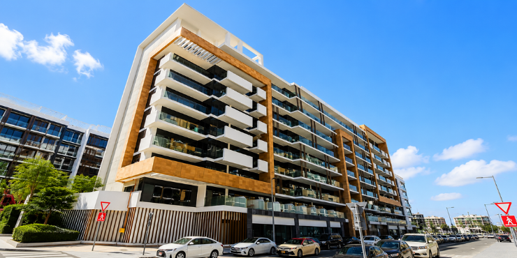Azizi Riviera 26