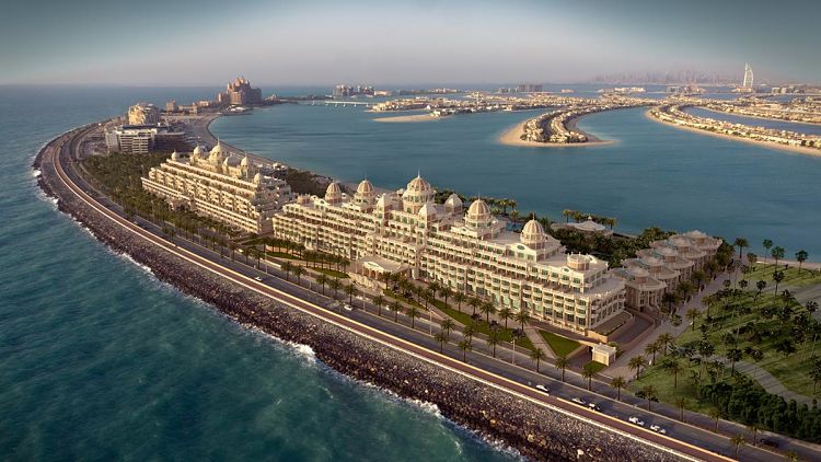Emerald Palace Kempinski Hotel in Palm Jumeirah