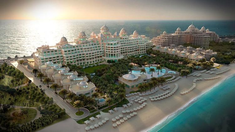 Emerald Palace Kempinski Hotel in Palm Jumeirah