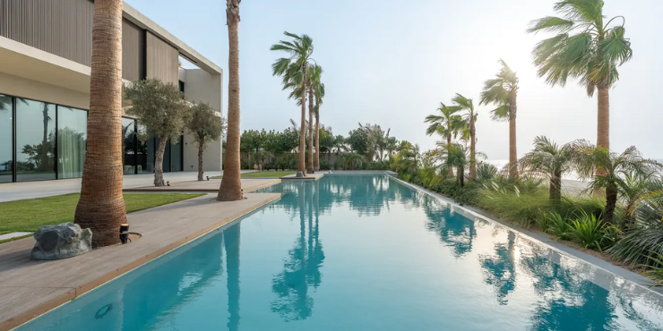 Beachfront Mansion at Jumeirah Bay Island