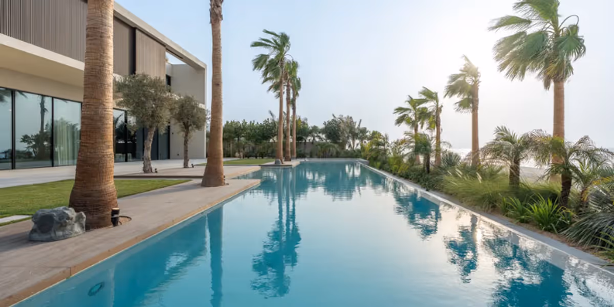 Beachfront Mansion at Jumeirah Bay Island