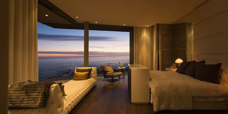 Blue Views Villansions - Interior
