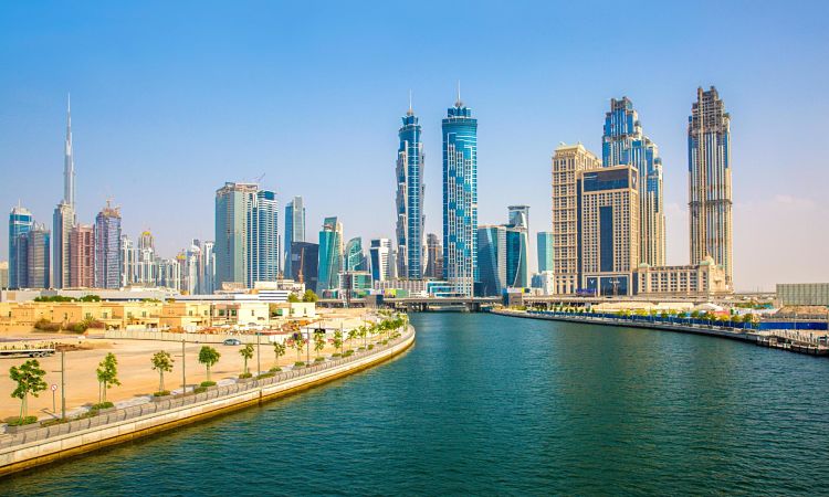 Amna Tower - Canal Views