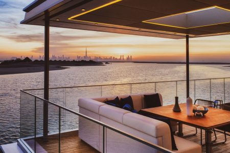 The Floating Seahorse Villas by the Heart of EuropeThe Floating Seahorse Villas by the Heart of Europe