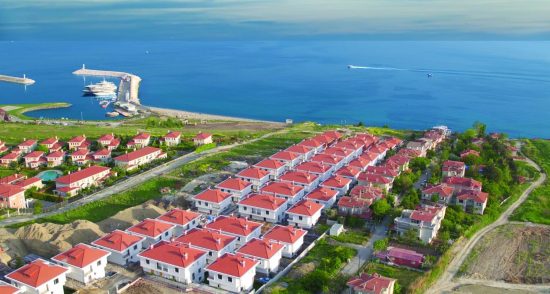 Asrin Konaklari Marina Villas in Beylikdüzü