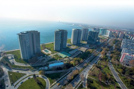 Yali Atakoy Apartments in Bakirkoy