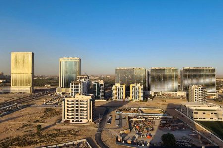 J One Tower at Dubai Residence Complex