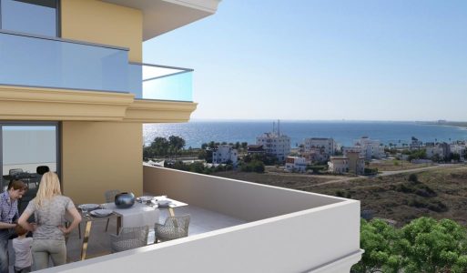 Bellagio Apartments in Long Beach, Iskele
