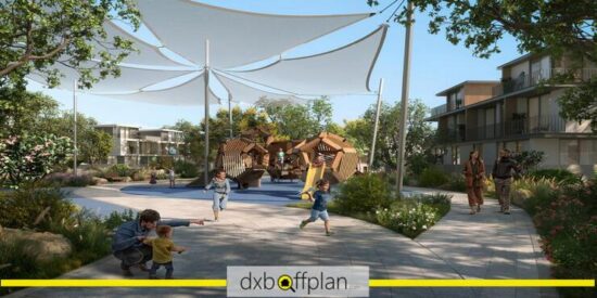 Velora 2 Townhouses: Family-friendly backyard area.