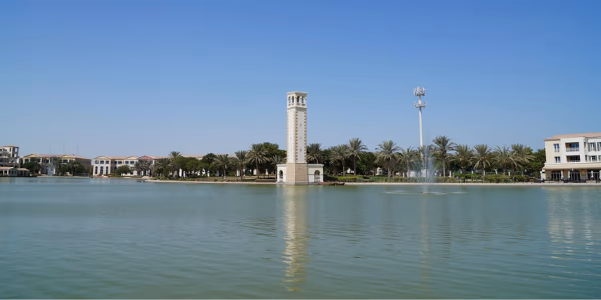 مركز تسوق بنظام الإيجار طويل الأجل للبيع في مجمع دبي للاستثمار (DIP 1)